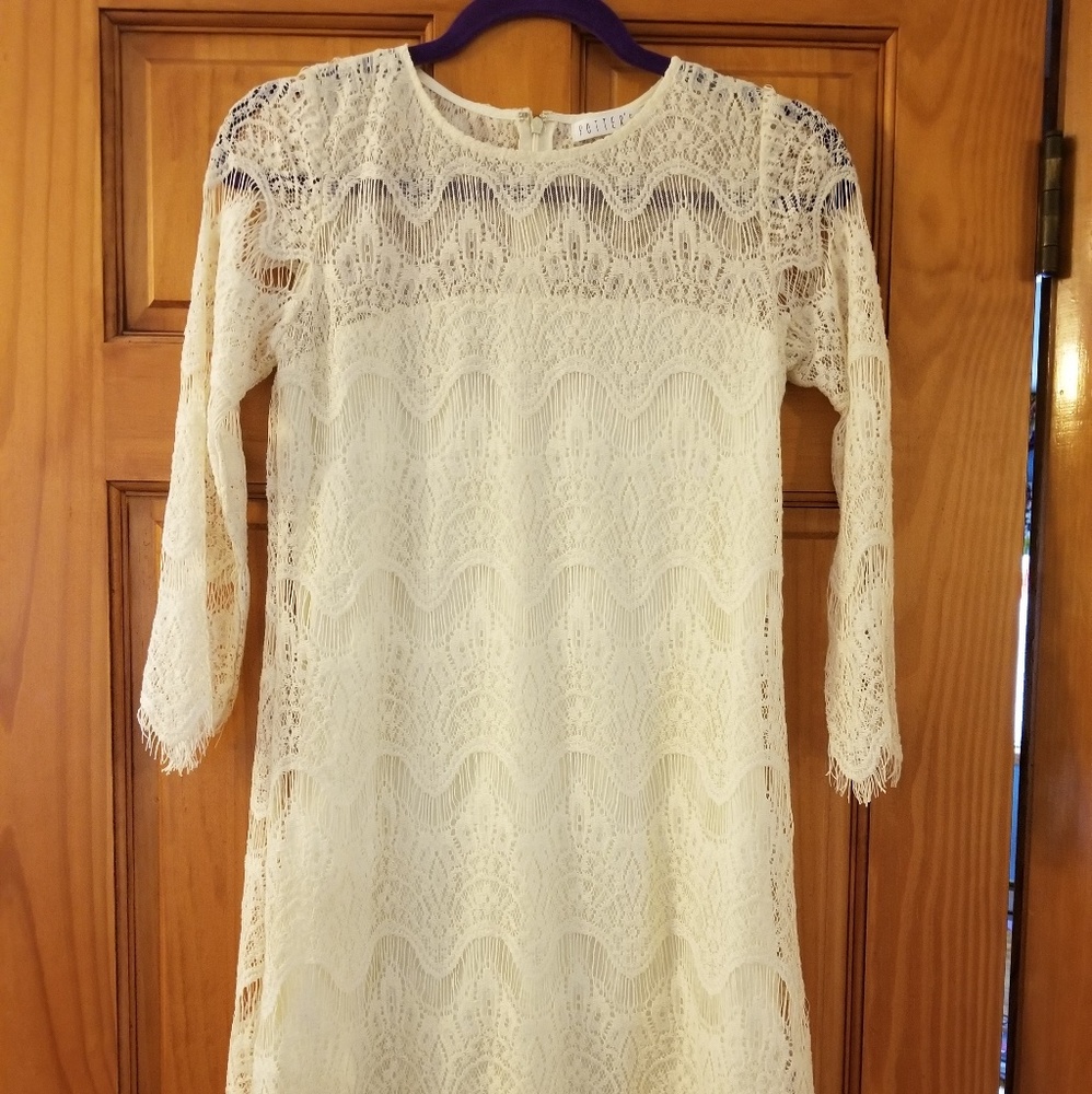 Cream lace dress - small